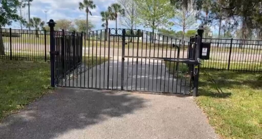 Gate Repair Service West Palm Beach Florida